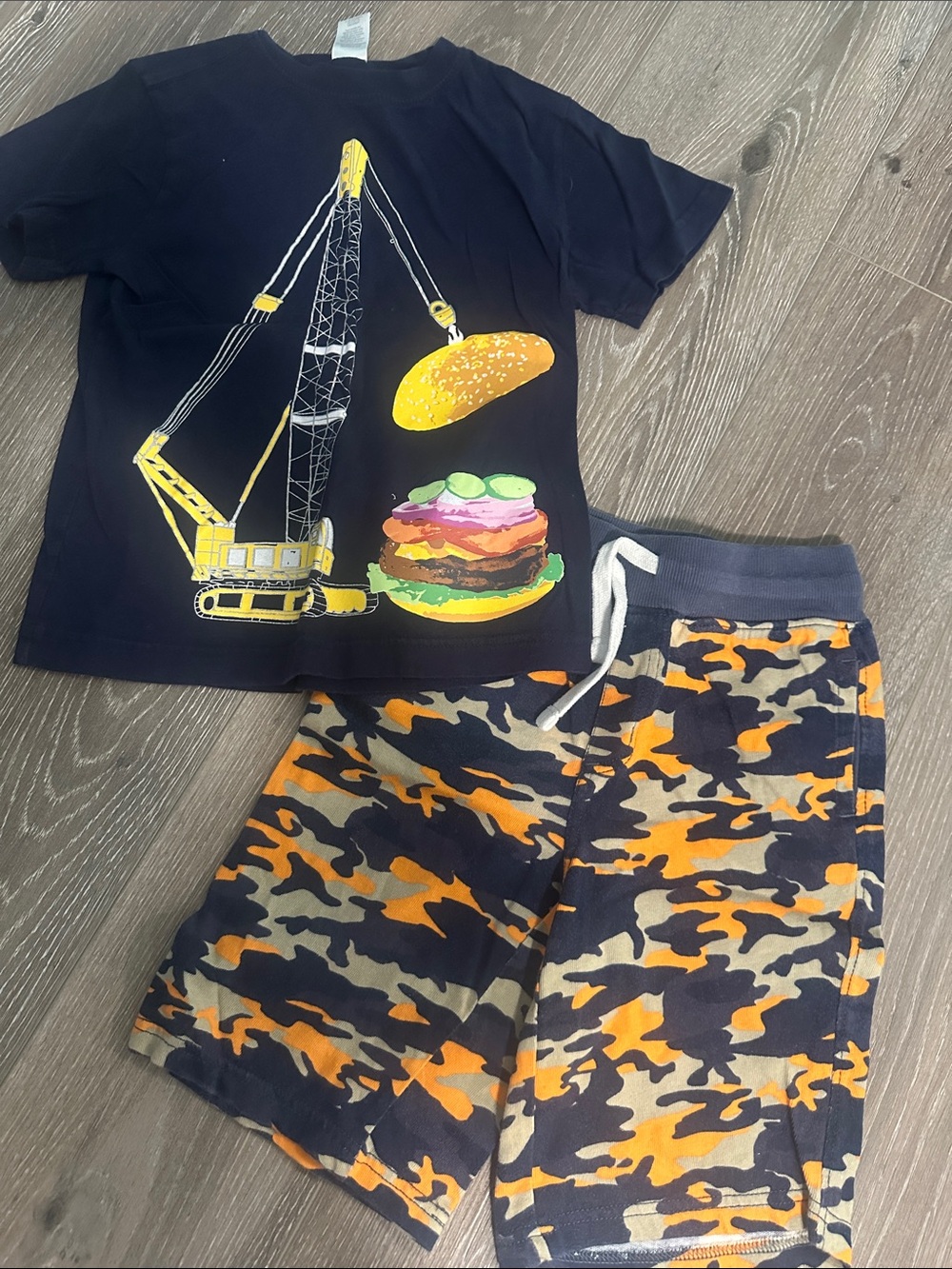 Gymboree Boys Navy Tee & Orange Camo Shorts Set